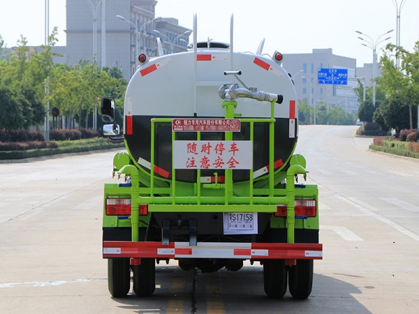 國六東風小多利卡5噸灑水車